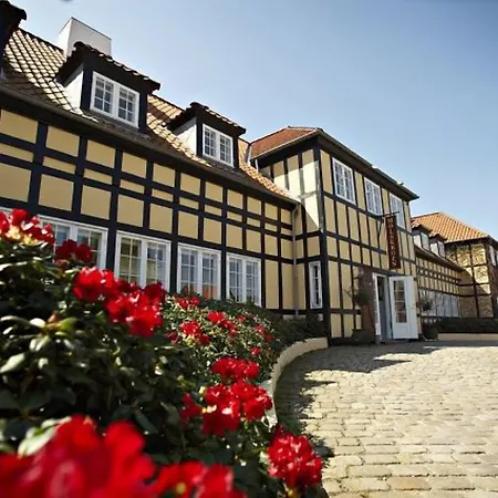 Penzion Molskroen 3*